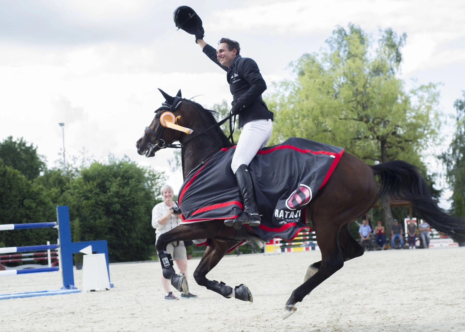 Reitsportzentrum München GbR -Ruven Simon (Springen)
